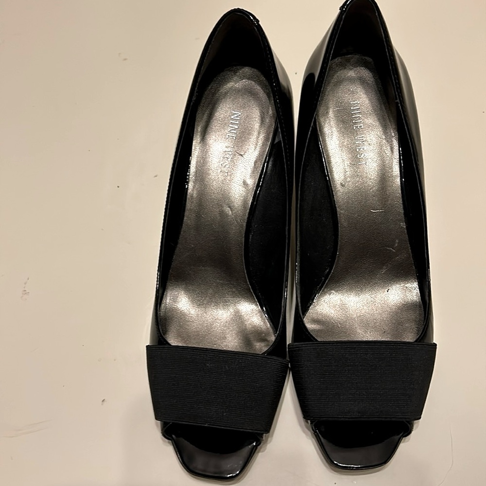 Black Nine West 71/2 medium shoes